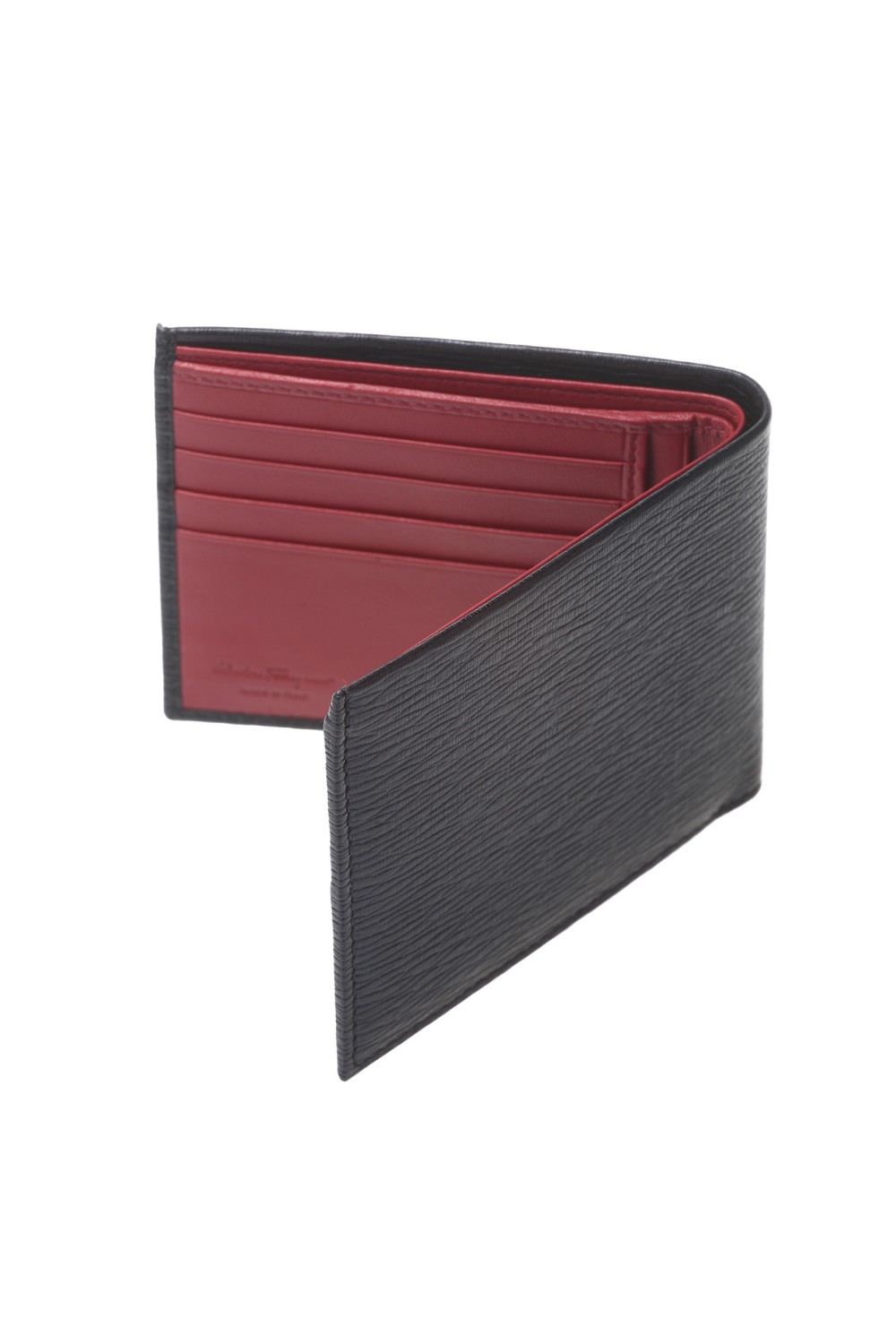 shop SALVATORE FERRAGAMO  Portafoglio: Salvatore Ferragamo portafoglio in pelle di vitello martellato.
Iconico logo Gancini in metallo.
Interno in tonalità a contrasto, rossa.
Varie fessure per carte.
Tasche piatte per documenti.
Due scomparti per le banconote.
Dimensioni: Altezza 10 cm, Lunghezza 11 cm.
Composizione: 100% pelle di vitello.
Fabbricato in Italia.. 66A063 REVIVAL-007685956NERO/ROSSO number 2858461